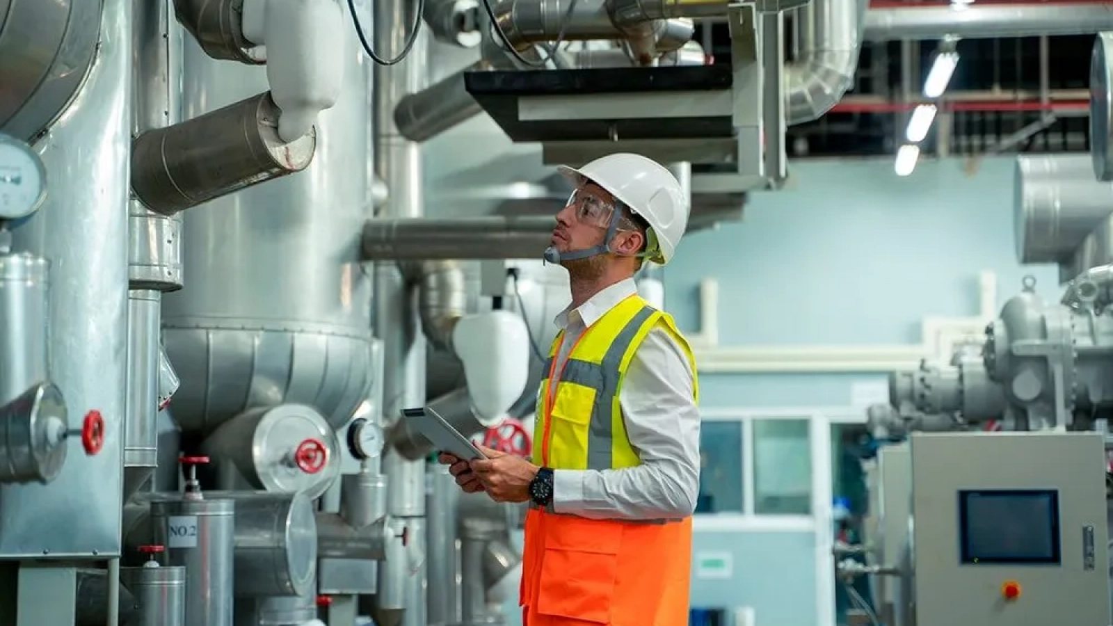 Control de Oxígeno Disuelto en Calderas con Romaoxyn 30 o 100 Prevención de Corrosión Industrial 02